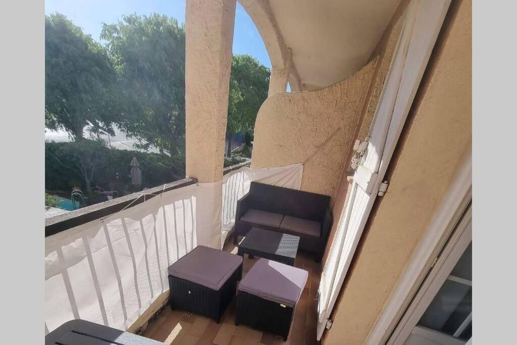 Bel Appartement Avec Balcon Et Parking Prive Ле-Боссе Экстерьер фото